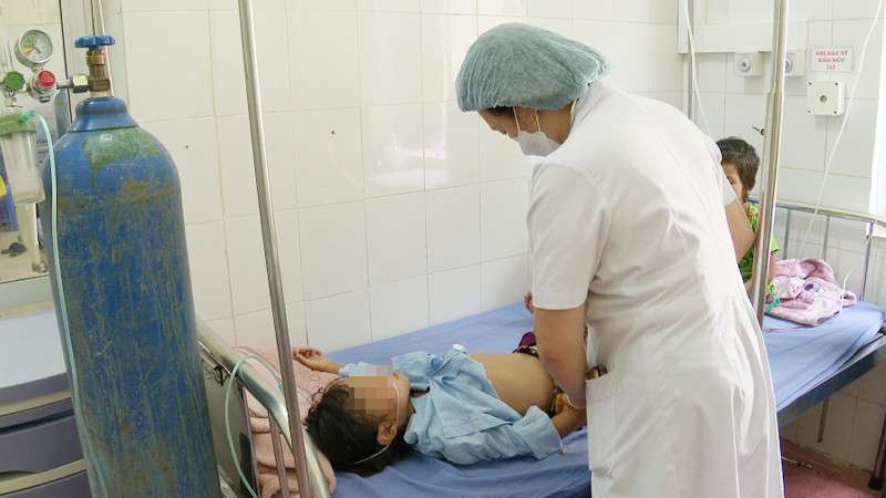 11 trẻ bị ngộ độc sau khi ăn cùng một loại quả