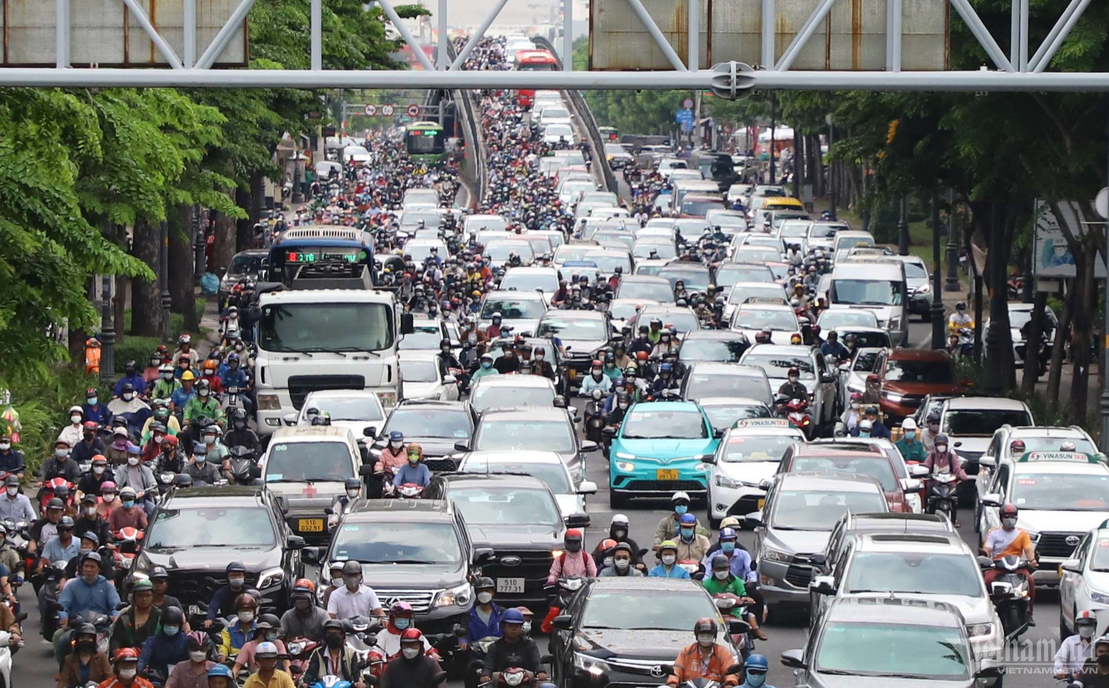 TP.HCM lên kế hoạch xử lý 24 điểm nguy cơ ùn tắc giao thông