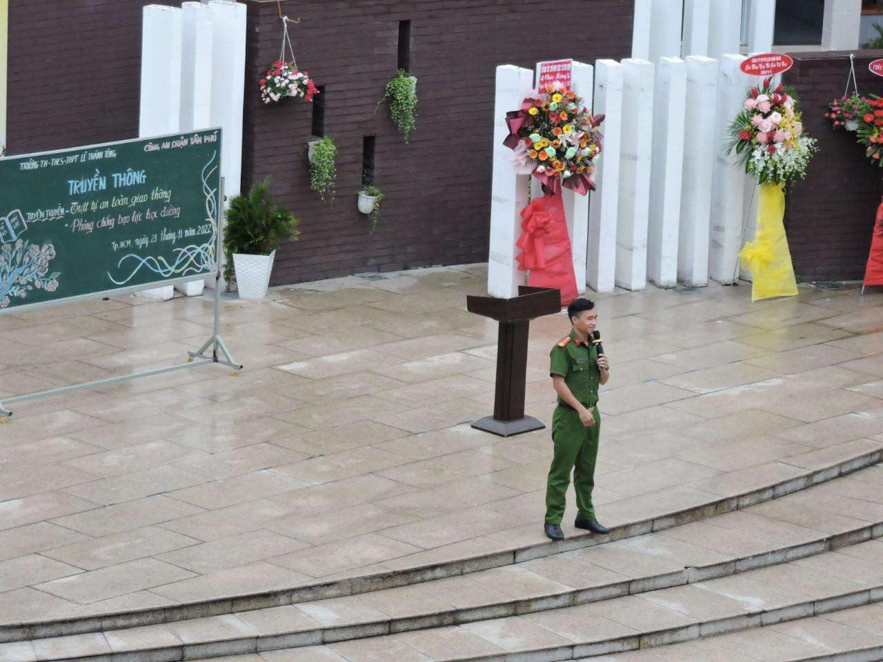 cong-an-quan-tan-phu-tuyen-truyen-phong-chong-bao-luc-hoc-duong