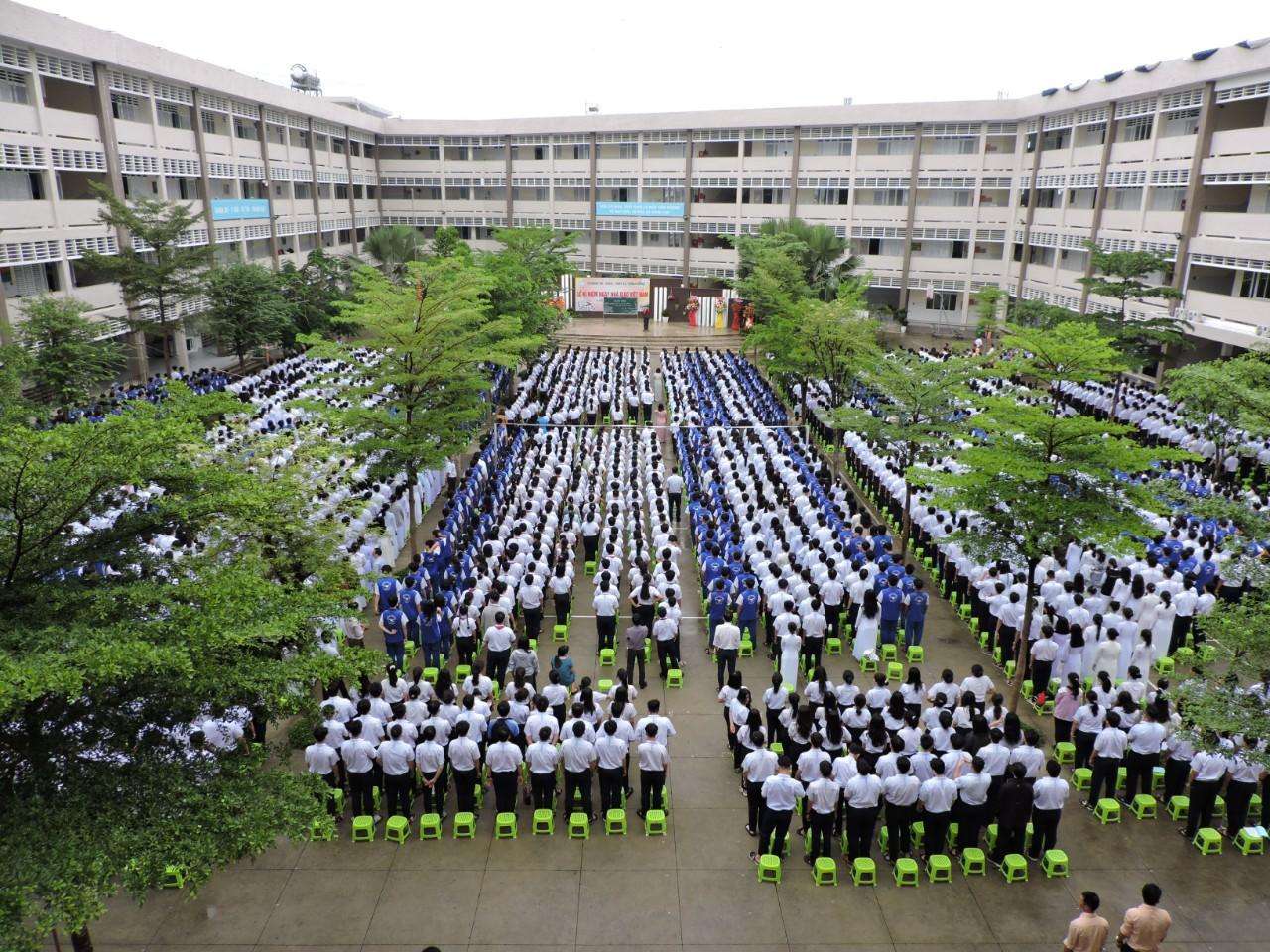 cong-an-quan-tan-phu-tuyen-truyen-phong-chong-bao-luc-hoc-duong