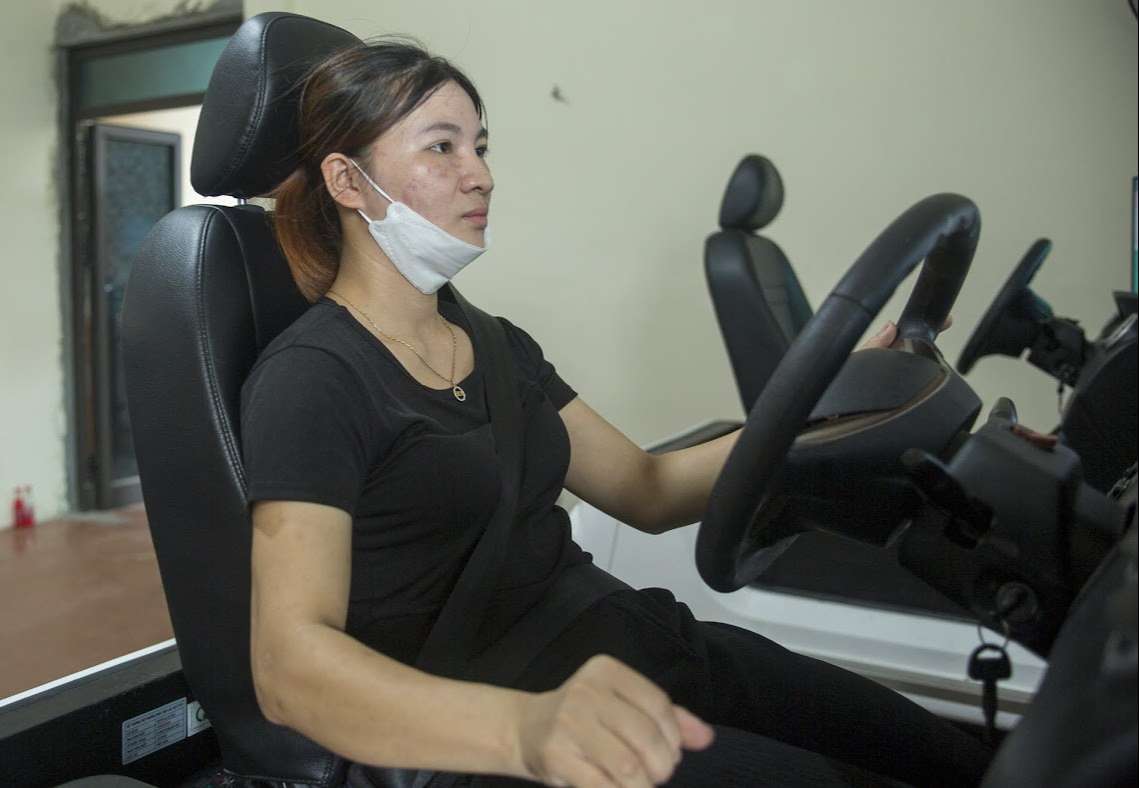 Bất cập đào tạo lái xe: Bắt học viên chạy 'rùa bò' trên đường