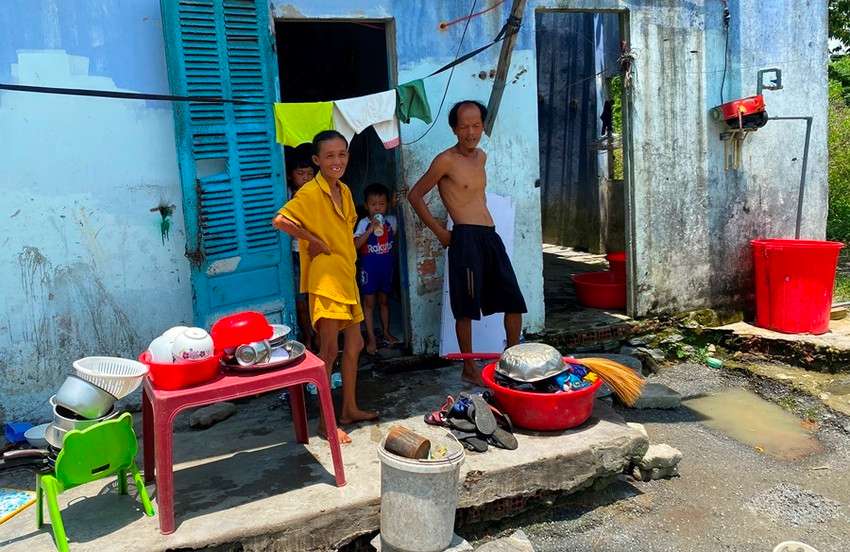 Gia đình 'rất khác' ở Đà Nẵng sẽ được làm khai sinh nhưng để trống họ