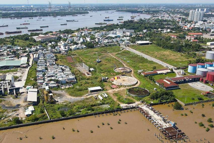 Nhà Bè: 10 ha đất vàng dự án kho xăng dầu bị bỏ hoang