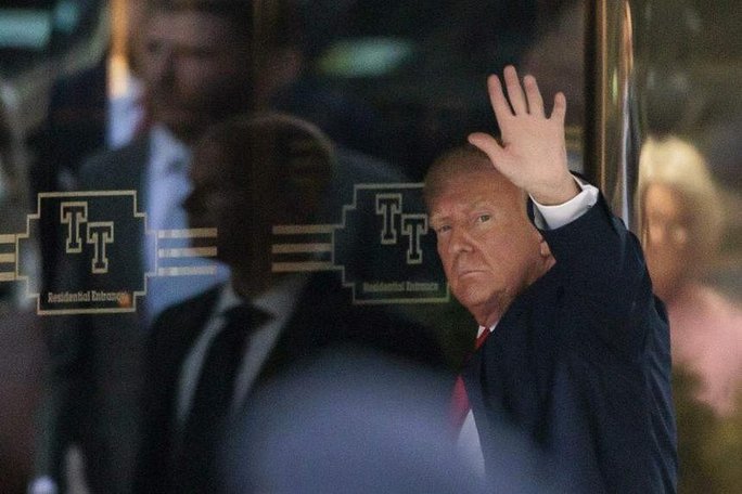 Ông Donald Trump tới New York, bổ sung 