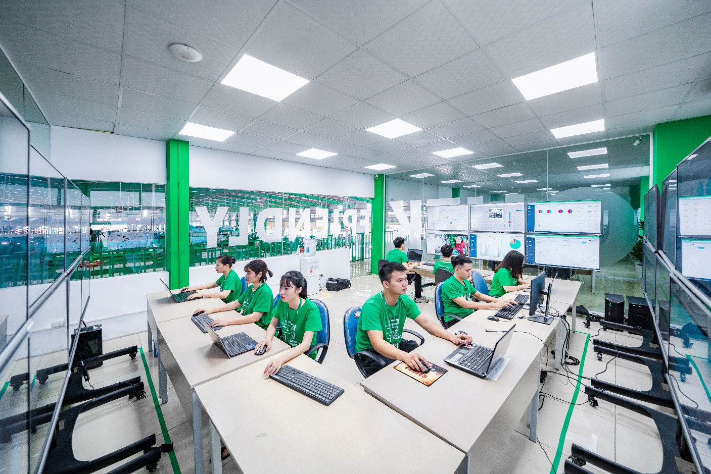 Giao Hàng Tiết Kiệm tự chủ công nghệ, 