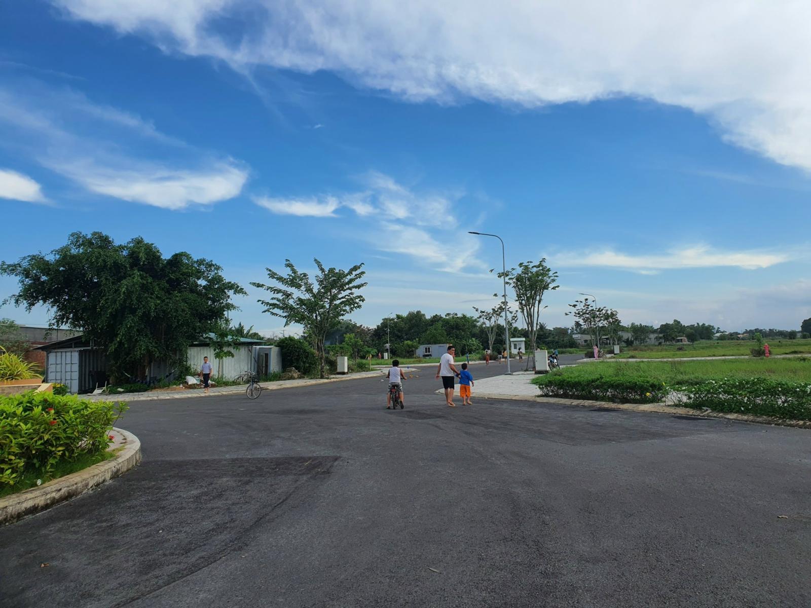 Đất Nền Sài Gòn Vẫn Tăng Giá Mạnh, Thị Trường Tỉnh Mất Nhiệt