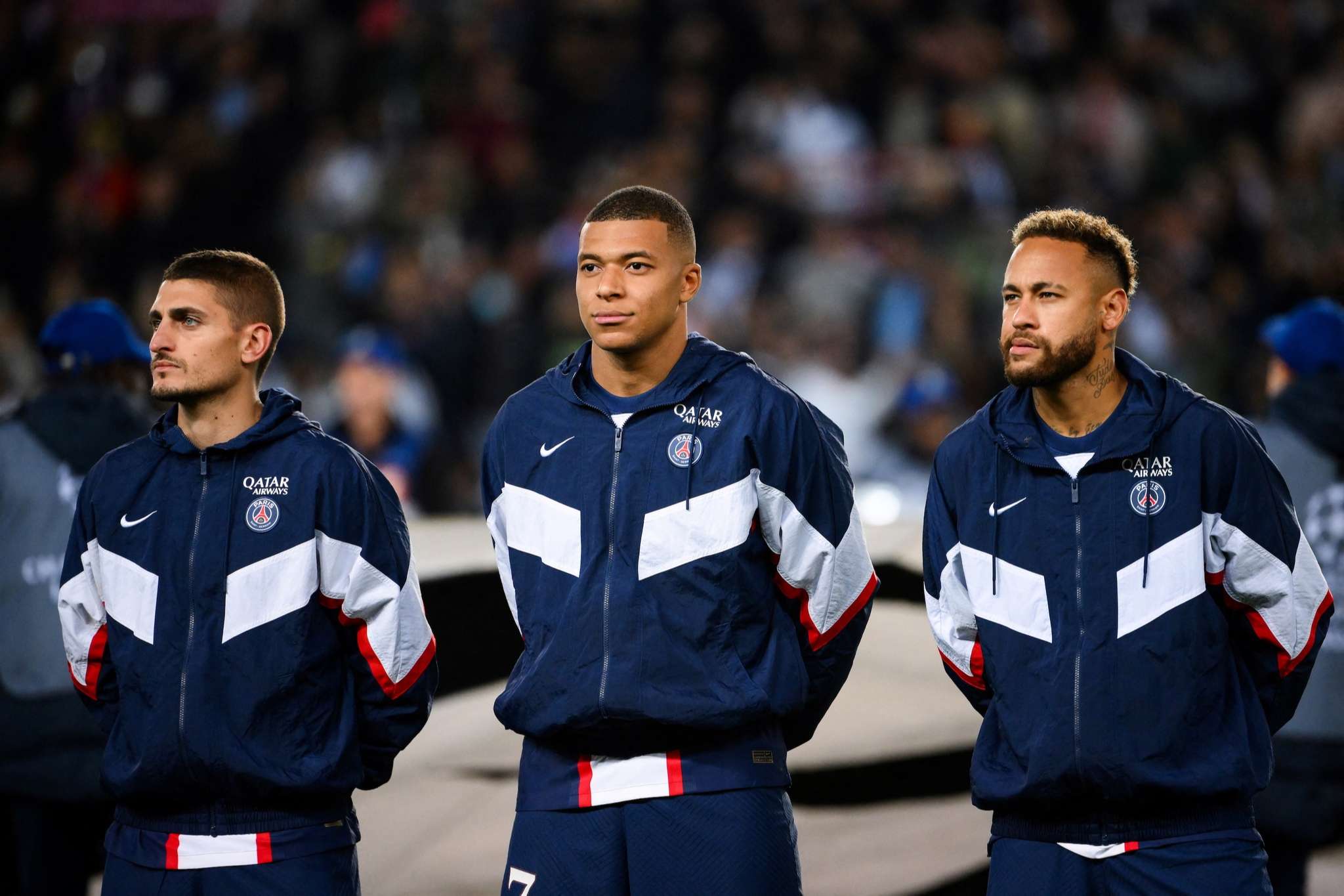 PSG sẵn sàng nửa tỉ euro để tiễn Neymar và Messi ra đi, nếu Mbappe muốn